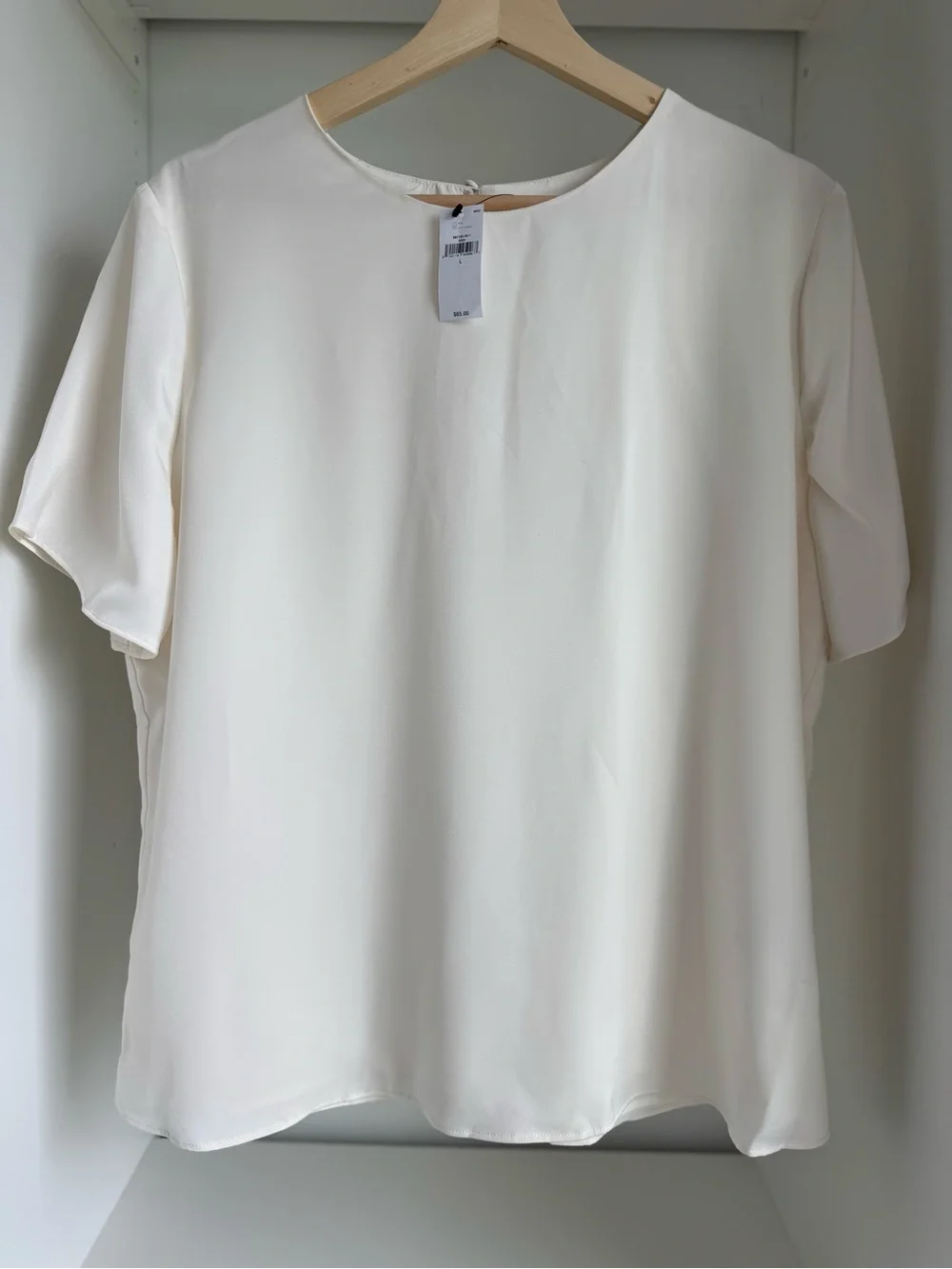 Banana Republic Cream Short-Sleeve Round-Neck Blouse